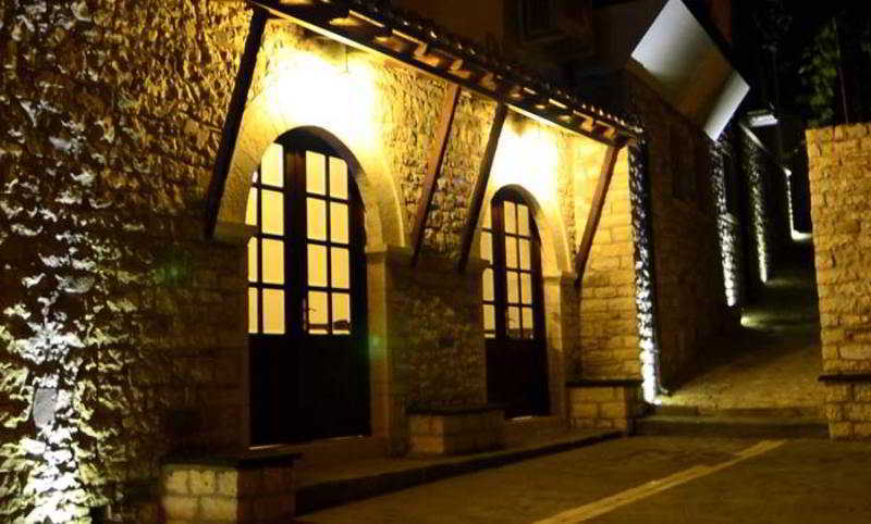Boutique Hotel Muzaka Berat Zewnętrze zdjęcie