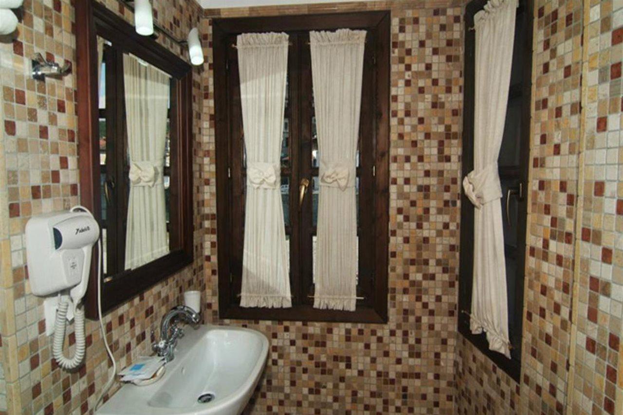 Boutique Hotel Muzaka Berat Zewnętrze zdjęcie