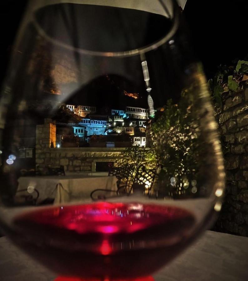 Boutique Hotel Muzaka Berat Zewnętrze zdjęcie