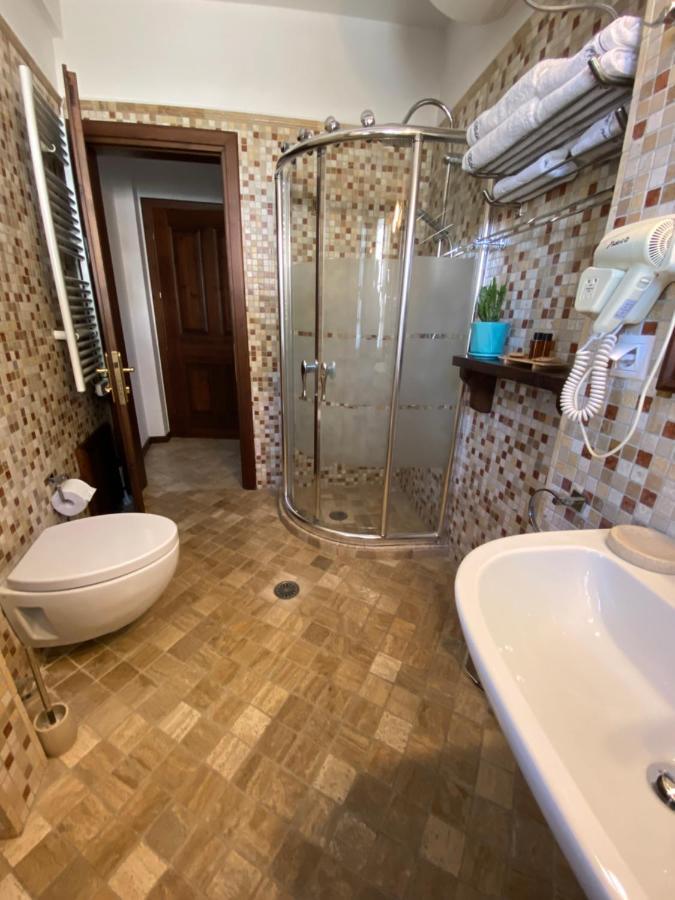 Boutique Hotel Muzaka Berat Zewnętrze zdjęcie